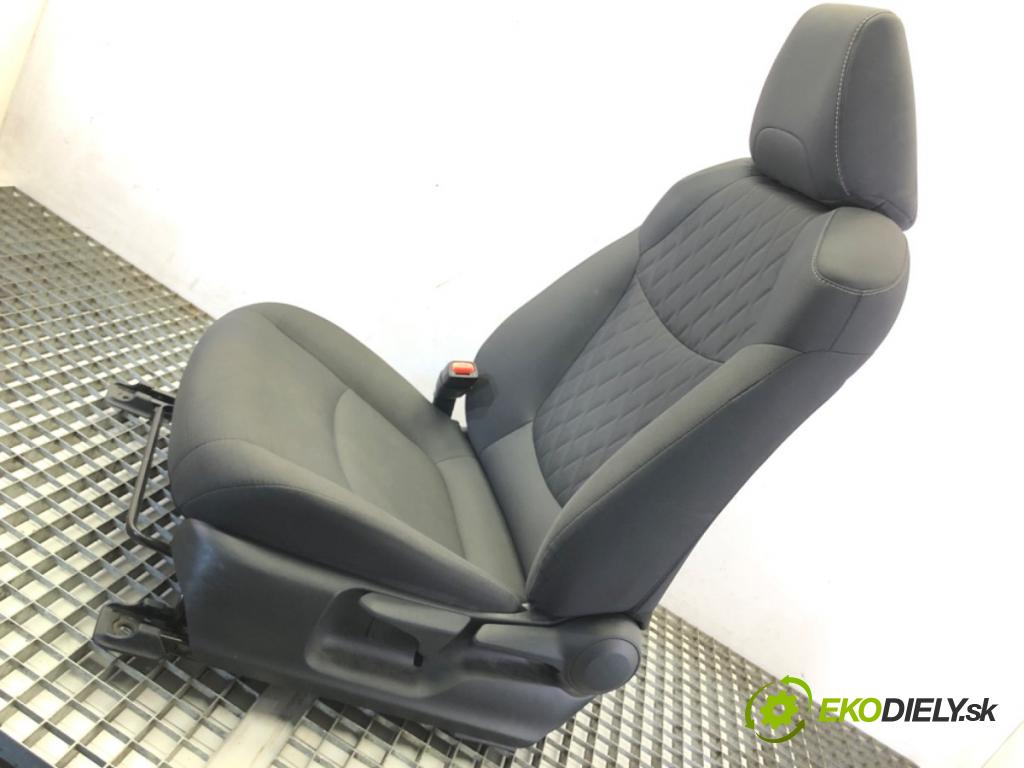 TOYOTA COROLLA sedan (_E21_) 2019 - 2022    1.8 VVTi Hybrid (ZWE211, MZEA12) 72 kW [98 KM] Hybryda silnik benzynowy / elektryczny 2019 - 2022  Sedadlo ľavy predný