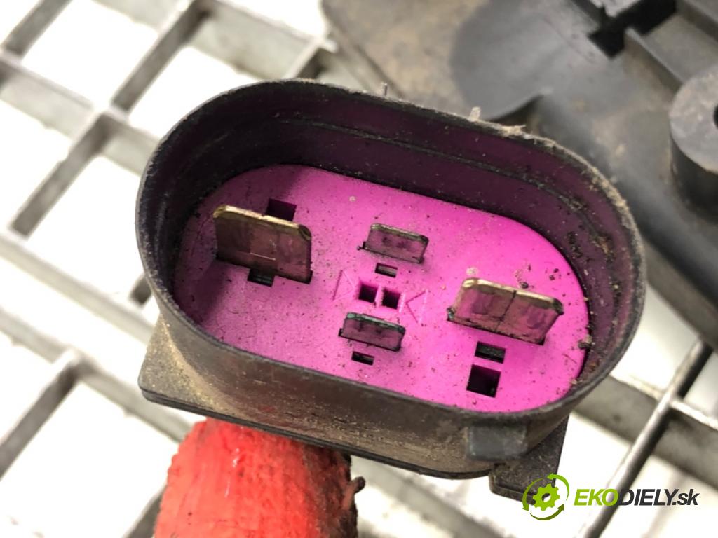 SEAT LEON (1P1) 2005 - 2013    1.9 TDI 77 kW [105 KM] olej napędowy 2005 - 2010  Ventilátor chladiča 1K0121207T (Ventilátory)