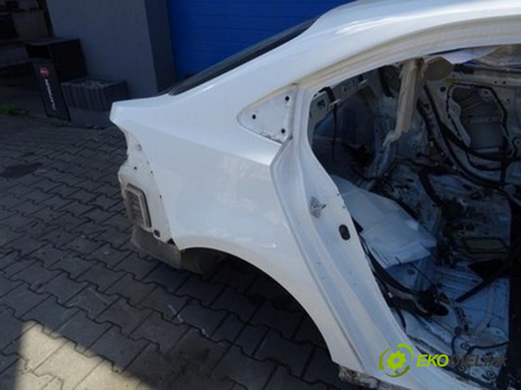 TOYOTA COROLLA sedan (_E21_) 2019 - 2022    1.8 VVTi Hybrid (ZWE211, MZEA12) 72 kW [98 KM] Hybryda silnik benzynowy / elektryczny 2019 - 2022  ČTVRŤÁK střecha blatník zadní část