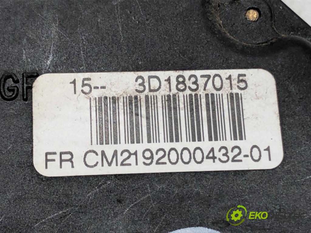 SEAT ALTEA (5P1) 2004 - 2022    1.9 TDI 77 kW [105 KM] olej napędowy 2004 - 2022  zámok dveře levý přední část 3D1837015