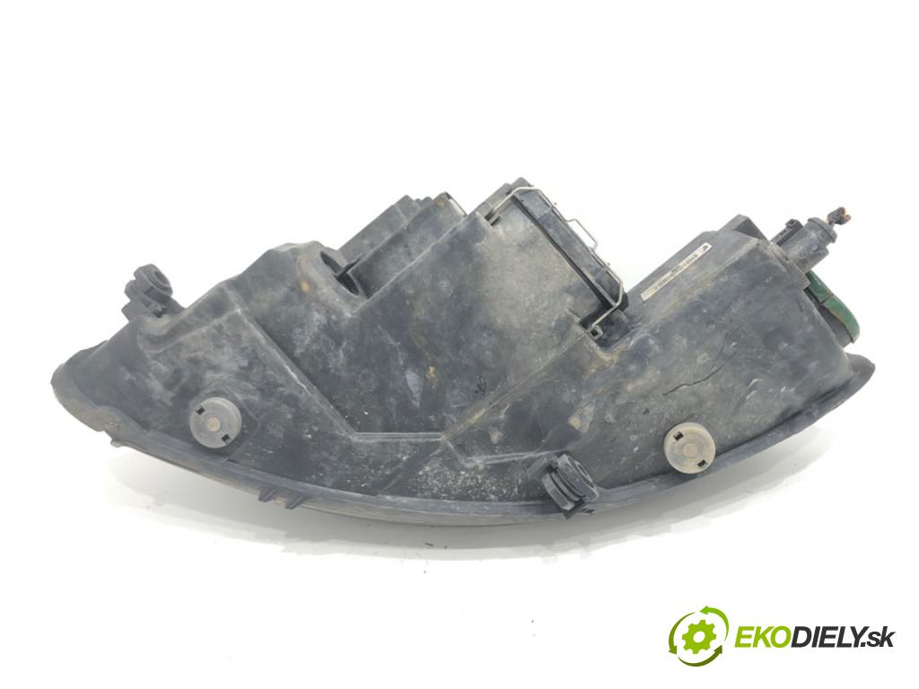 SEAT ALTEA (5P1) 2004 - 2022    1.9 TDI 77 kW [105 KM] olej napędowy 2004 - 2022  Svetlomet pravy predný 5P1941006A