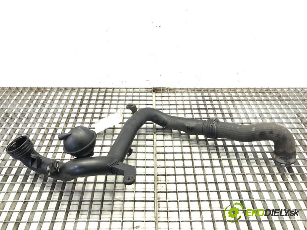 SEAT ALTEA (5P1) 2004 - 2022    1.9 TDI 77 kW [105 KM] olej napędowy 2004 - 2022  Rúra turba 1K0145762F