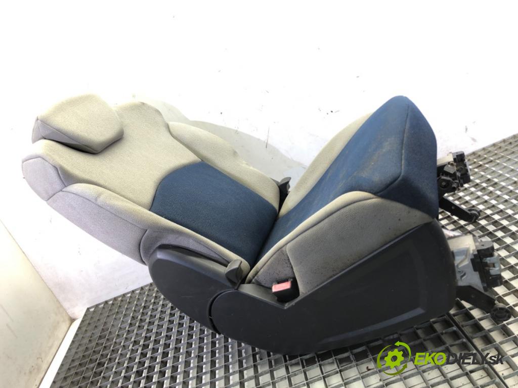 CITROEN C8 (EA_, EB_) 2002 - 2022    2.0 HDi 79 kW [107 KM] olej napędowy 2002 - 2022  Sedadlo zad