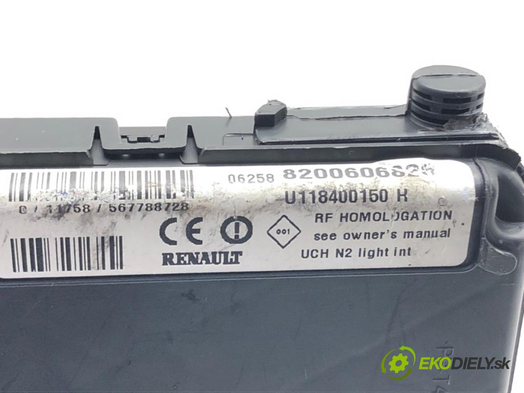 RENAULT MEGANE II Kombi (KM0/1_) 2003 - 2012    1.6 16V 82 kW [112 KM] benzyna 2006 - 2009  Modul UCH 8200606826 (Ostatné)