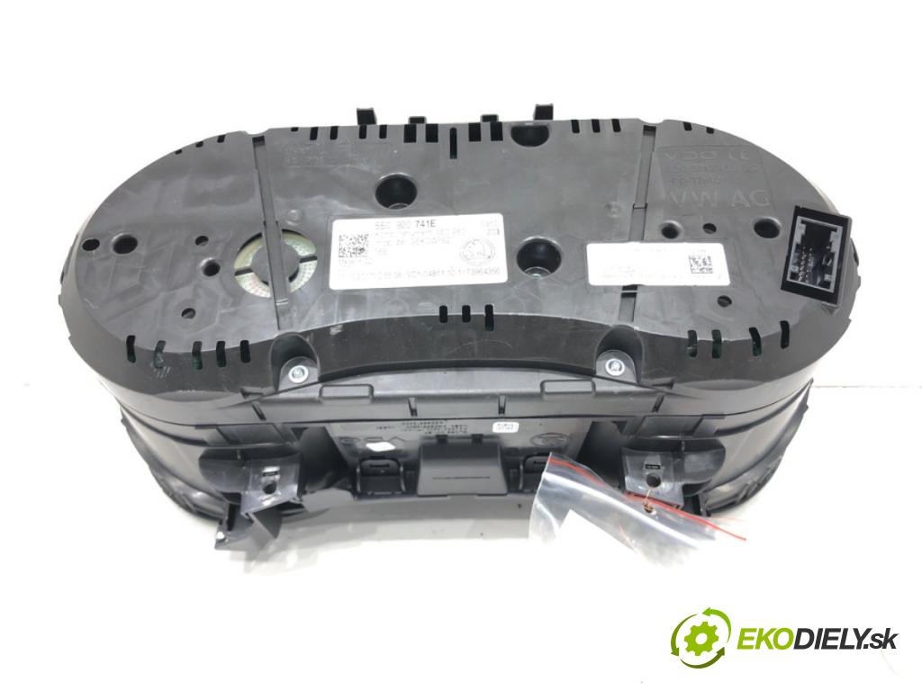SKODA OCTAVIA III Combi (5E5, 5E6) 2012 - 2022    2.0 TDI 110 kW [150 KM] olej napędowy 2012 - 2022  Prístrojovka 5E0920741E (Prístrojové dosky, displeje)