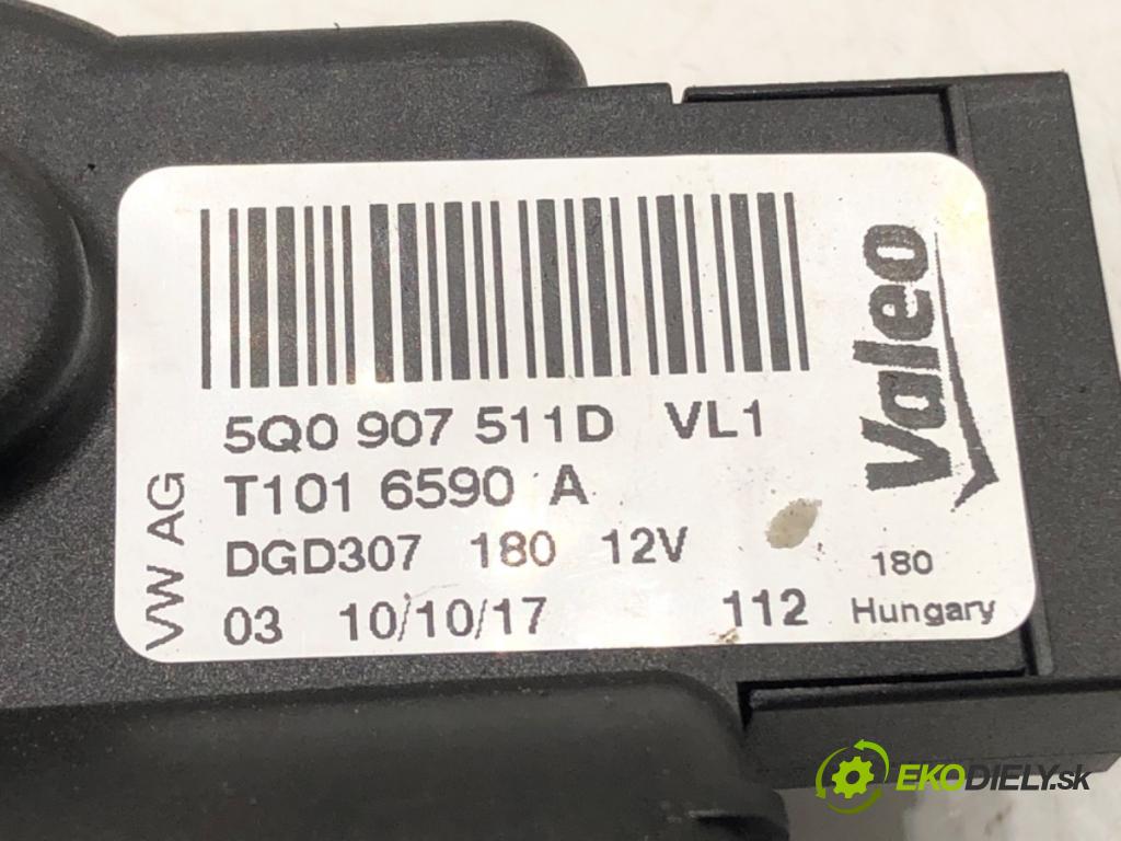 SKODA OCTAVIA III Combi (5E5, 5E6) 2012 - 2022    2.0 TDI 110 kW [150 KM] olej napędowy 2012 - 2022  Motor kúrenia 5Q0907511D