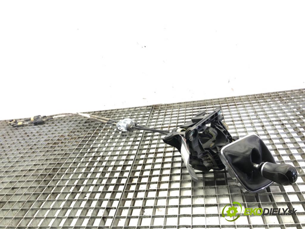 FORD S-MAX (WA6) 2006 - 2014    2.0 107 kW [145 KM] benzyna 2006 - 2014  Kulisa 6G9R-7C452-FB (Rýchlostné páky / kulisy)