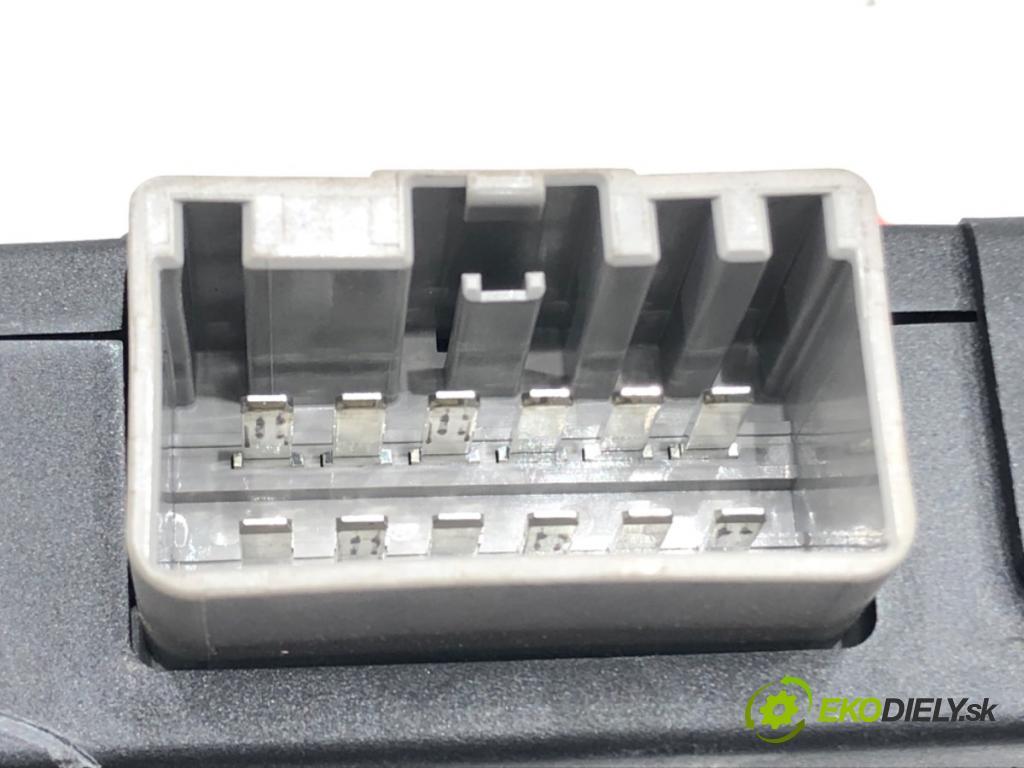 FORD S-MAX (WA6) 2006 - 2014    2.0 107 kW [145 KM] benzyna 2006 - 2014  Modul ťažného oka 6G9N-14B192-AB (Ostatné)