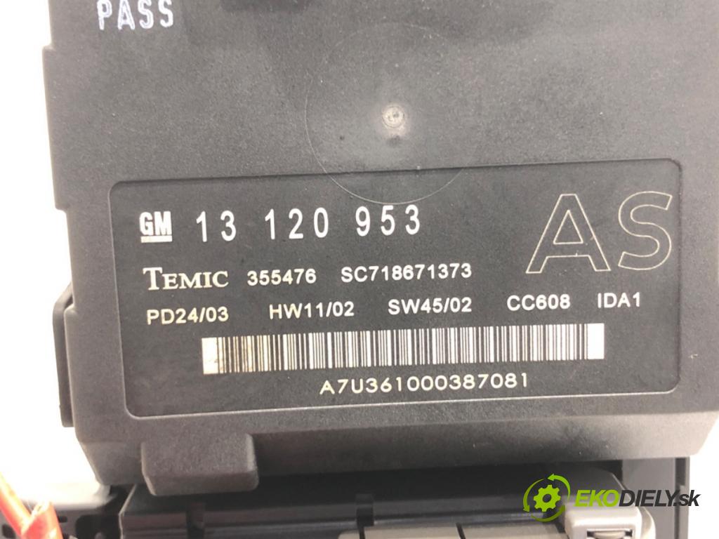 OPEL VECTRA C (Z02) 2002 - 2009    2.0 DTI 16V (F69) 74 kW [101 KM] olej napędowy 2002 - 2006  Modul BSI 13120953 (Poistkové skrinky)