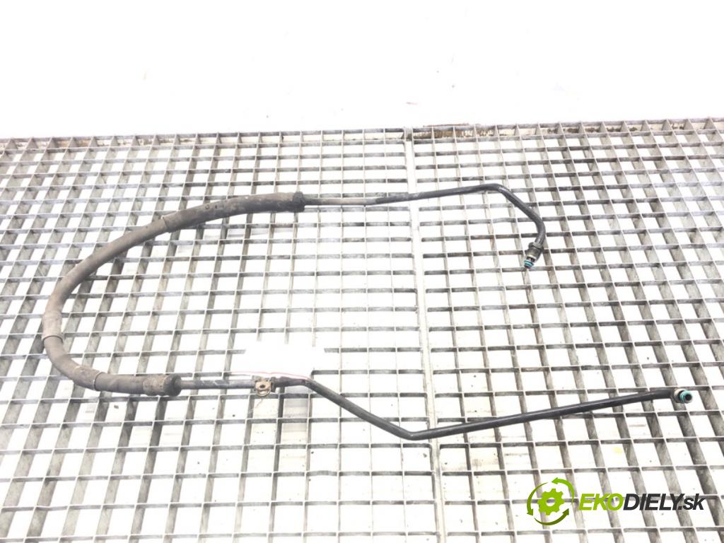 SEAT CORDOBA Vario (6K5) 1996 - 2002    1.6 i 55 kW [75 KM] benzyna 1996 - 2002  hadica servočerpadlo  (Rúrky, hadice servočerpadla)