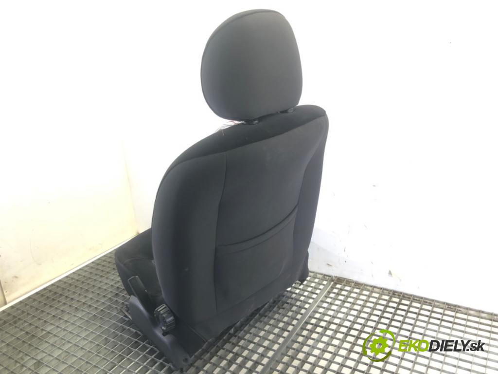 RENAULT THALIA II (LU_) 2008 - 2022    1.2 16V (LU2V) 55 kW [75 KM] benzyna 2008 - 2014  Sedadlo pravy predný