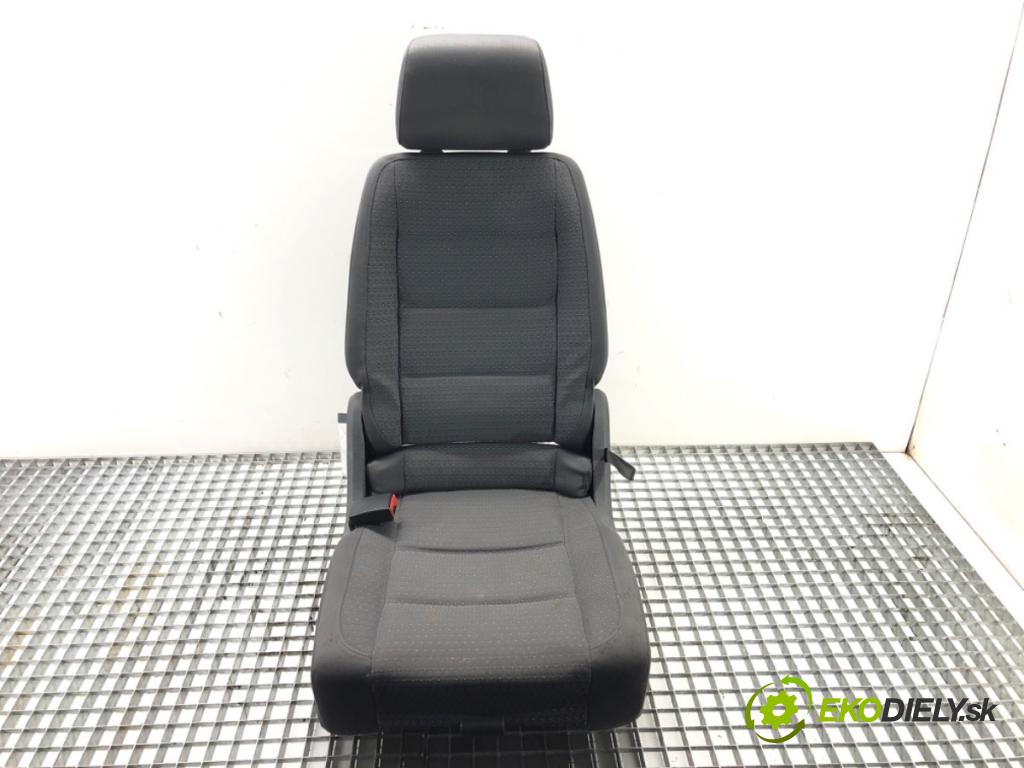 VW TOURAN (1T1, 1T2) 2003 - 2010    1.9 TDI 74 kW [100 KM] olej napędowy 2003 - 2004  Sedadlo zad 