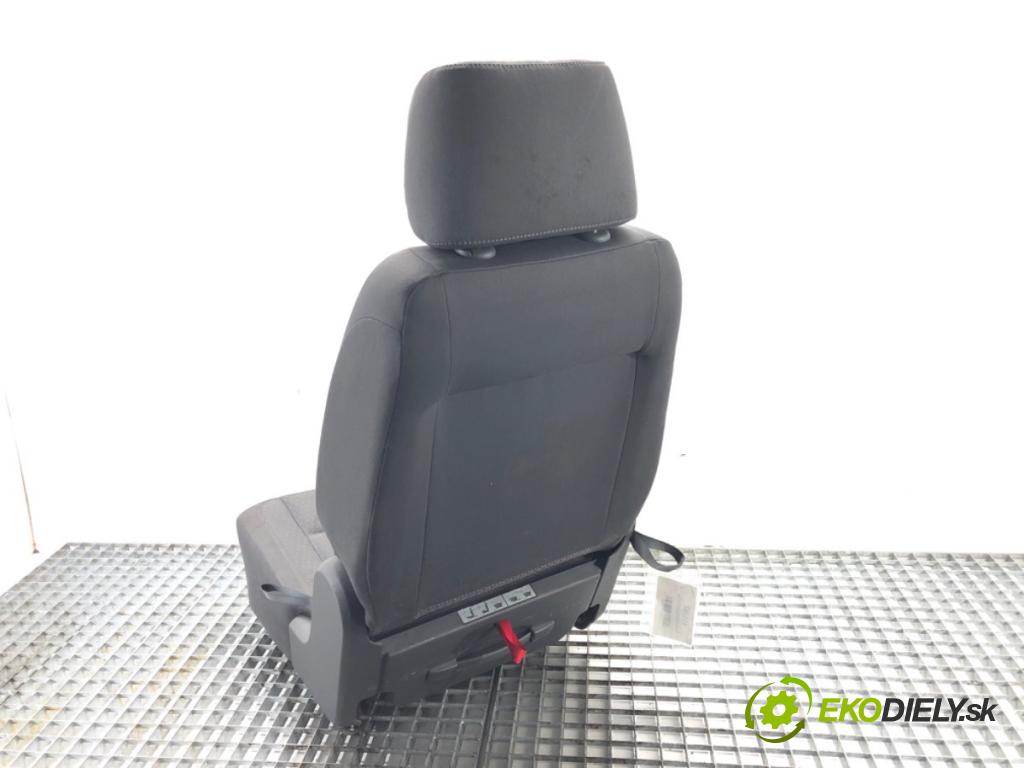 VW TOURAN (1T1, 1T2) 2003 - 2010    1.9 TDI 74 kW [100 KM] olej napędowy 2003 - 2004  Sedadlo zad