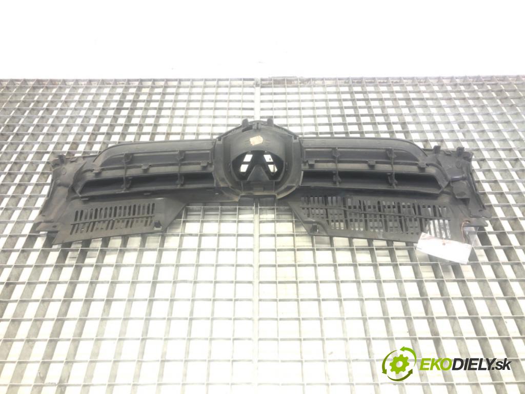 VW GOLF V (1K1) 2003 - 2010    1.9 TDI 77 kW [105 KM] olej napędowy 2003 - 2008  mřížka maska 1K0853653 (Mřížky (masky) chladičů)