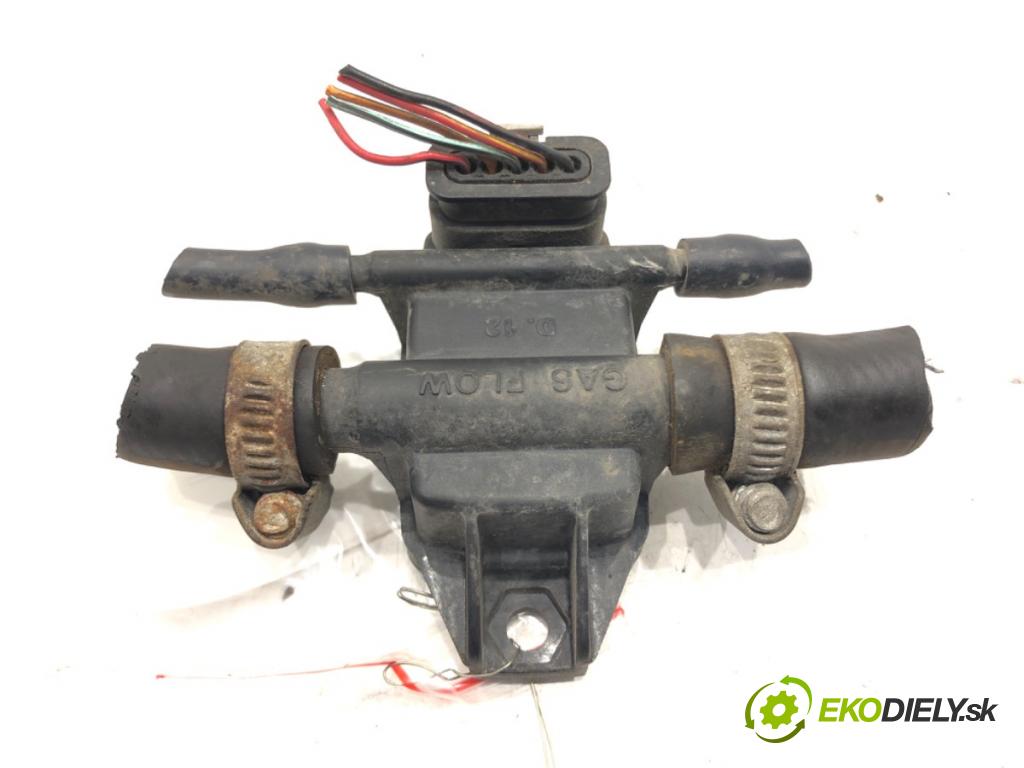 CITROEN C5 I (DC_) 2001 - 2005    2.0 16V (DCRFNC, DCRFNF) 100 kW [136 KM] benzyna 2001 - 2004  snímač tlaku plynového pedálu LPG TIPO MP01