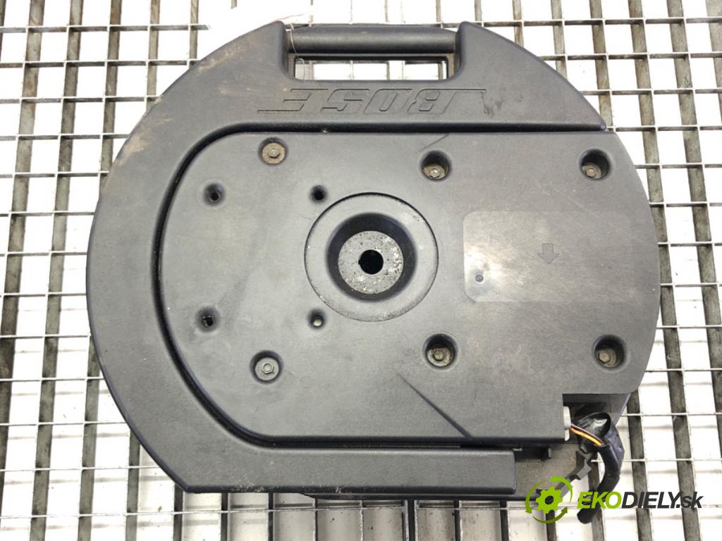 NISSAN MURANO I (Z50) 2002 - 2009    3.5 4x4 172 kW [234 KM] benzyna 2003 - 2008  subwoofer BOSE 28170CA10A (Audio zariadenia)