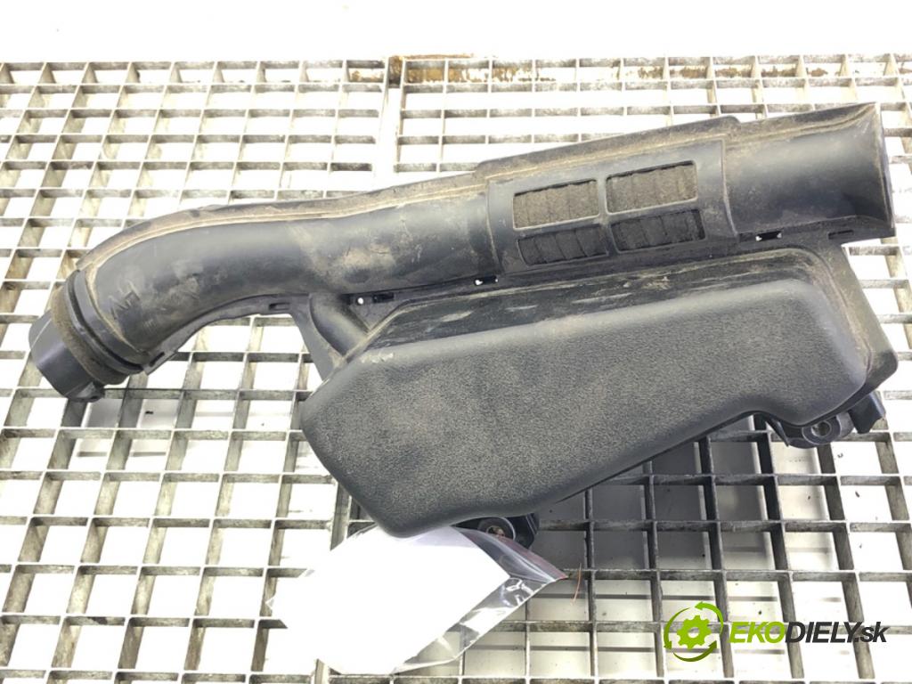 TOYOTA AURIS Kombi (_E18_) 2013 - 2018    1.8 Hybrid (ZWE186_) 73 kW [99 KM] Hybryda silnik benzynowy / elektryczny 2013 - 2018  Obal filtra vzduchu 17750-0T010 (Obaly filtrov vzduchu)