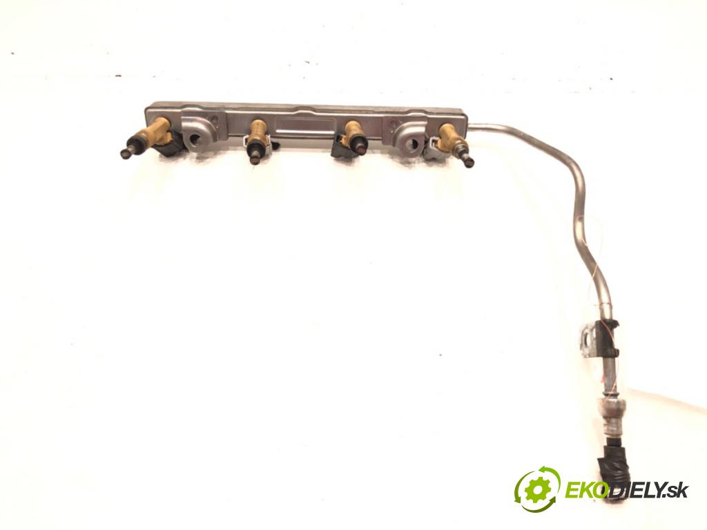 TOYOTA AURIS Kombi (_E18_) 2013 - 2018    1.8 Hybrid (ZWE186_) 73 kW [99 KM] Hybryda silnik benzynowy / elektryczny 2013 - 2018  Lišta vstrekovacia 23250-0T030 (Vstrekovacie lišty)