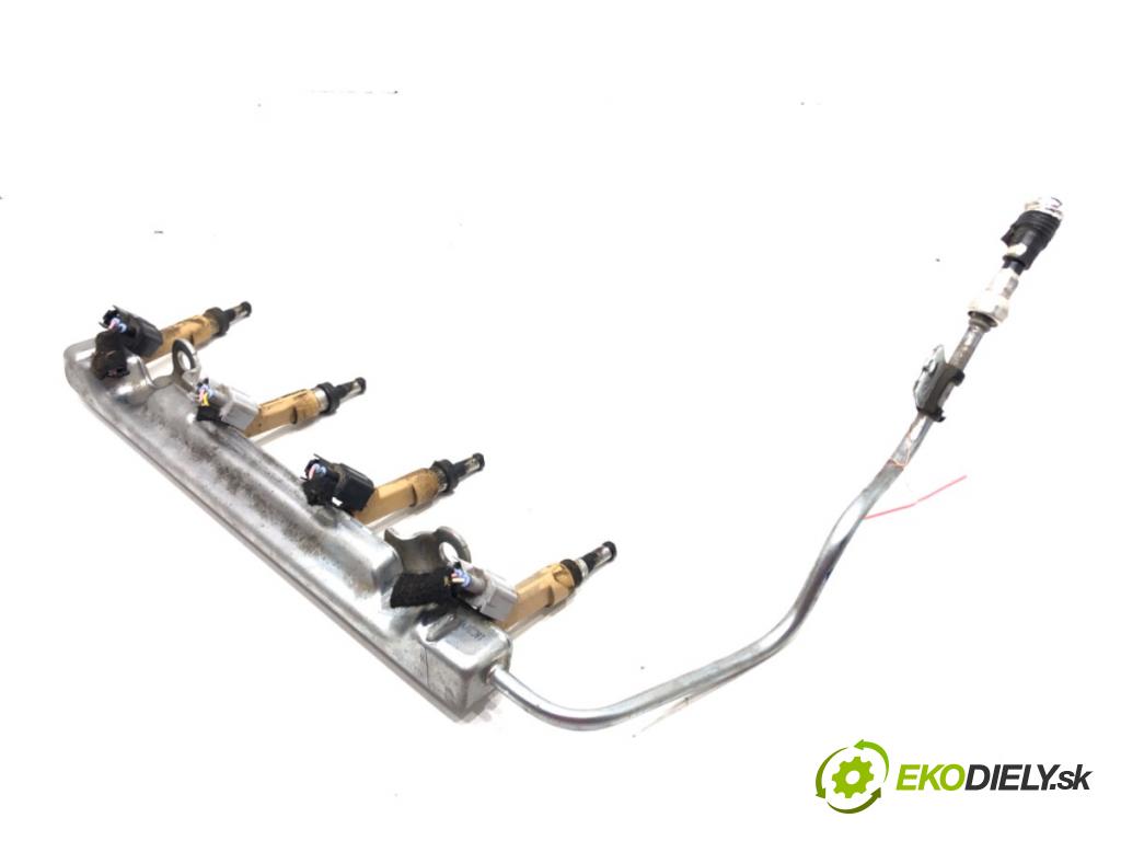 TOYOTA AURIS Kombi (_E18_) 2013 - 2018    1.8 Hybrid (ZWE186_) 73 kW [99 KM] Hybryda silnik benzynowy / elektryczny 2013 - 2018  Lišta vstrekovacia 23250-0T030 (Vstrekovacie lišty)