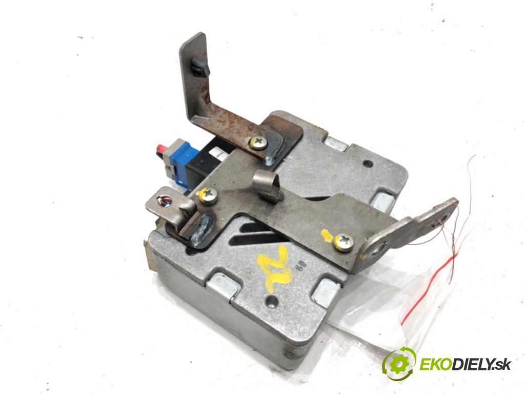 HYUNDAI i20 I (PB, PBT) 2008 - 2022    1.4 CRDi 66 kW [90 KM] olej napędowy 2008 - 2015  Modul servočerpadlo 56300-1J800 (Ostatné)