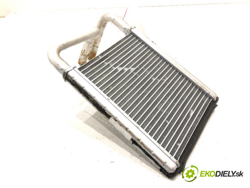 HYUNDAI i20 I (PB, PBT) 2008 - 2022    1.4 CRDi 66 kW [90 KM] olej napędowy 2008 - 2015  topné těleso radiátor topení  (Radiátory topení)