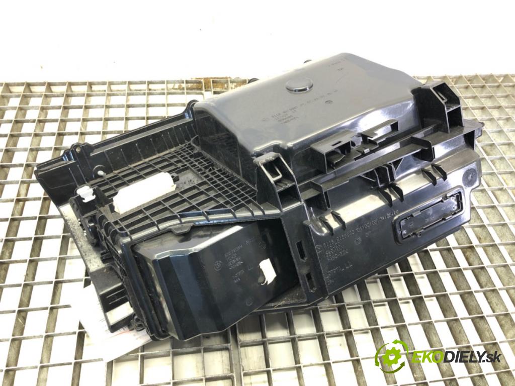 BMW 5 Touring (F11) 2009 - 2017    530 d 190 kW [258 KM] olej napędowy 2011 - 2017  Priehradka, kastlík spolujazdca 9166683 (Priehradky, kastlíky)