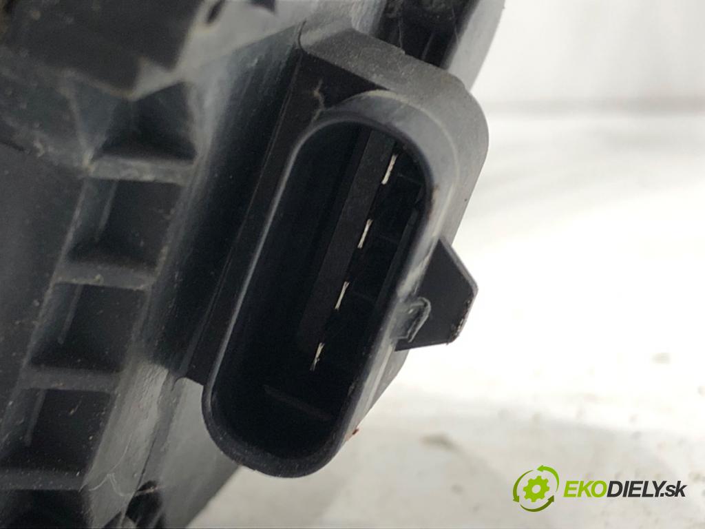 BMW 5 Touring (F11) 2009 - 2017    530 d 190 kW [258 KM] olej napędowy 2011 - 2017  Mechanizmus stieračov predný 7306266 (Motorčeky stieračov predné)