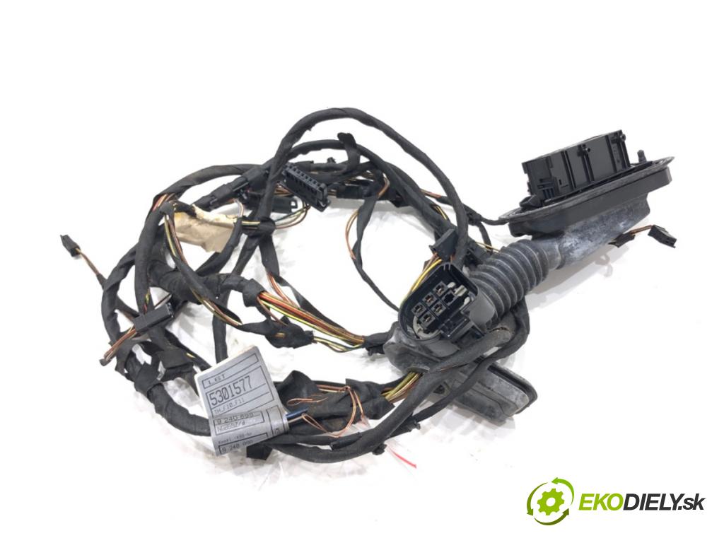 BMW F11 Kombi 2011 190 kW 530 d 2993 káblovačka dveře zadní část pravý 9240898