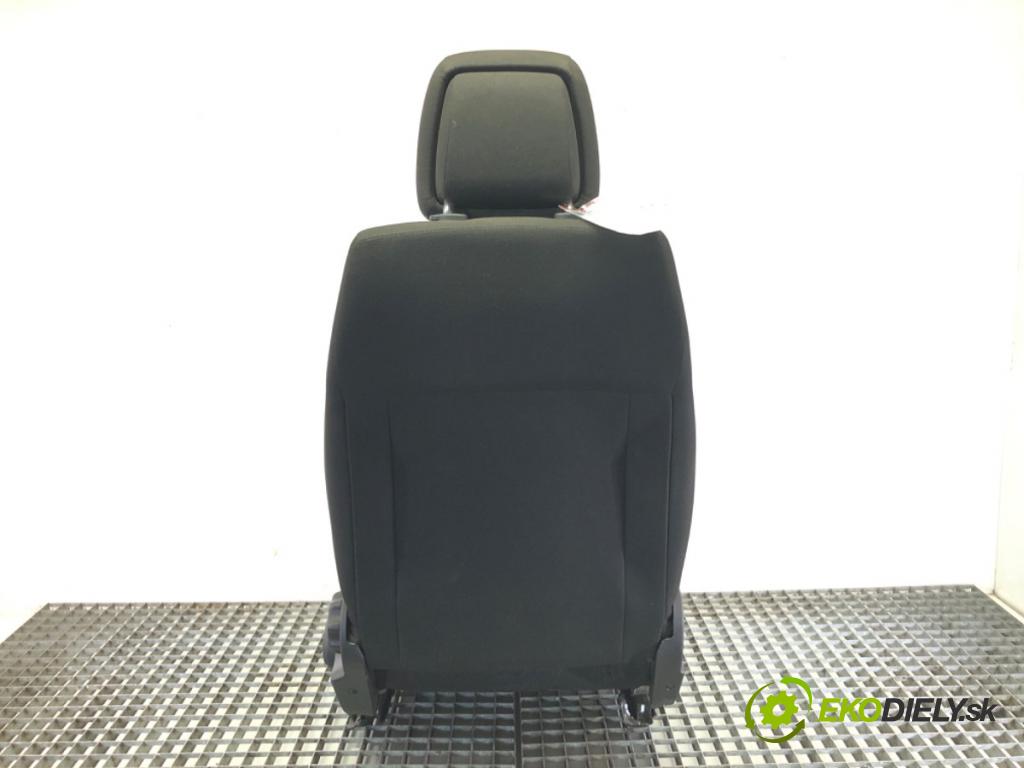 KIA CEED SW (ED) 2007 - 2012    1.6 CRDi 115 85 kW [115 KM] olej napędowy 2007 - 2012  Sedadlo ľavy predný