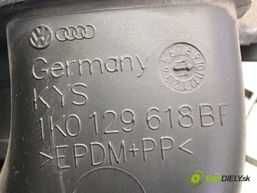 VW GOLF VI (5K1) 2008 - 2014    1.4 TSI 90 kW [122 KM] benzyna 2008 - 2012  obal filtra vzduchu 1K0129618BF (Kryty filtrů)