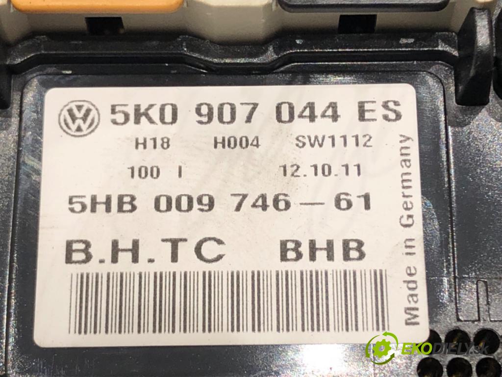 VW GOLF VI (5K1) 2008 - 2014    1.4 TSI 90 kW [122 KM] benzyna 2008 - 2012  Panel ovládania kúrenia 5K0907044ES (Prepínače, spínače, tlačidlá a ovládače kúrenia)