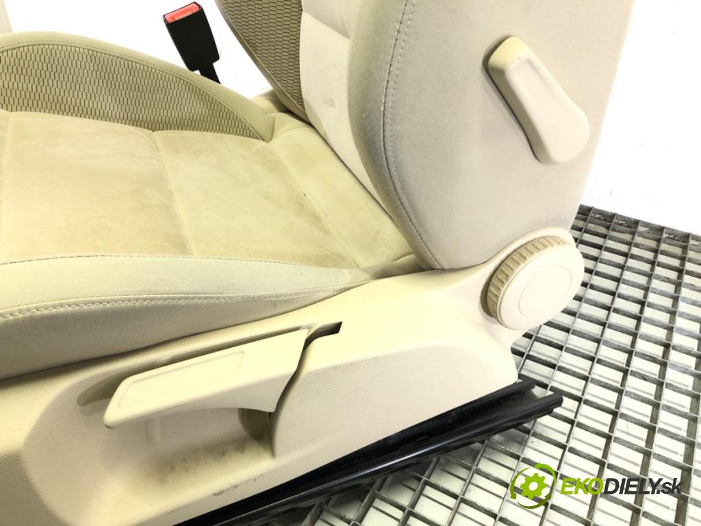 VW GOLF VI (5K1) 2008 - 2014    1.4 TSI 90 kW [122 KM] benzyna 2008 - 2012  Sedadlo pravy predný