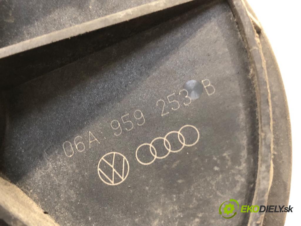 VW GOLF V (1K1) 2003 - 2010    1.9 TDI 77 kW [105 KM] olej napędowy 2003 - 2008  pumpa vzduchu sekundárního 06A959253B (Ostatní)