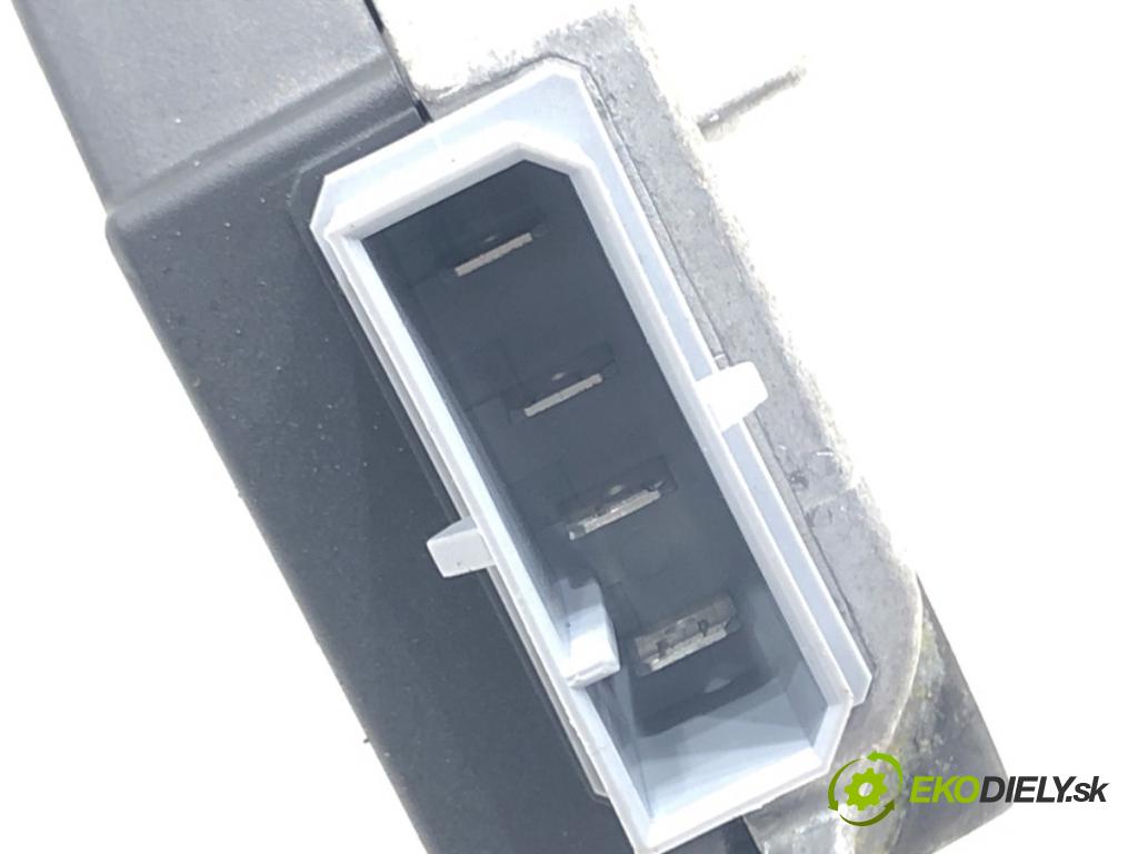 OPEL VECTRA C Kombi (Z02) 2003 - 2009    1.8 (F35) 103 kW [140 KM] benzyna 2005 - 2008  Odpor, rezistor kúrenia vzduchu 4-73010147D (Odpory (rezistory) kúrenia)