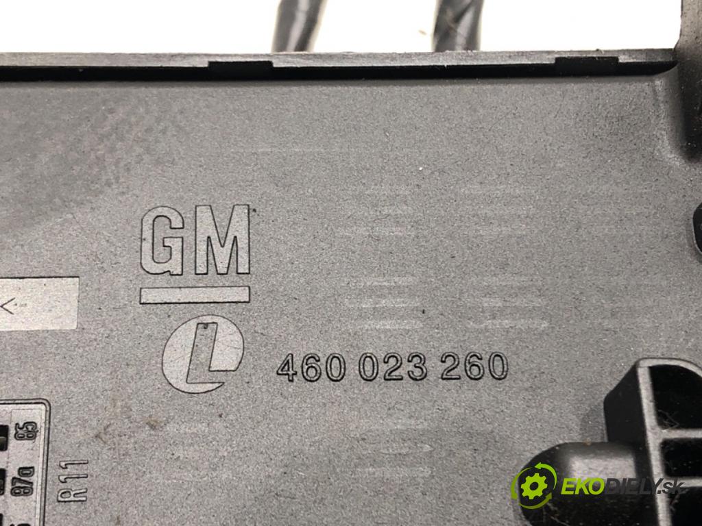 OPEL VECTRA C Kombi (Z02) 2003 - 2009    1.8 (F35) 103 kW [140 KM] benzyna 2005 - 2008  modul BSI 13205779 (Pojistkové skříňky)
