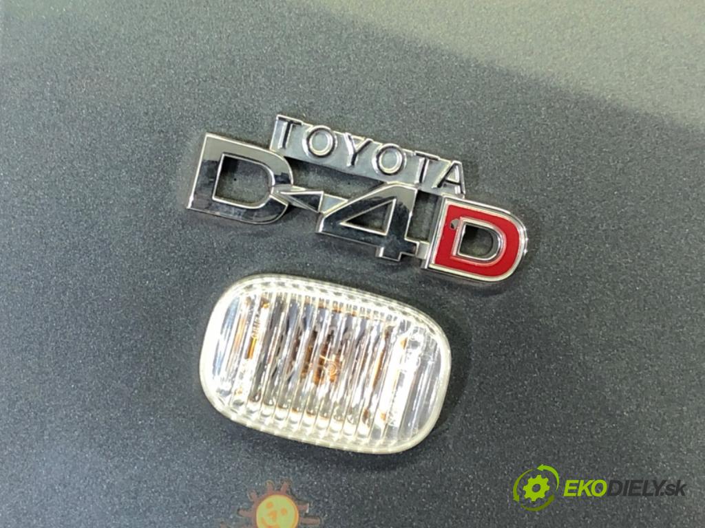TOYOTA AVENSIS (_T25_) 2003 - 2008    2.0 D-4D (CDT250_) 85 kW [116 KM] olej napędowy 2003 - 2008  blatník pravý přední část