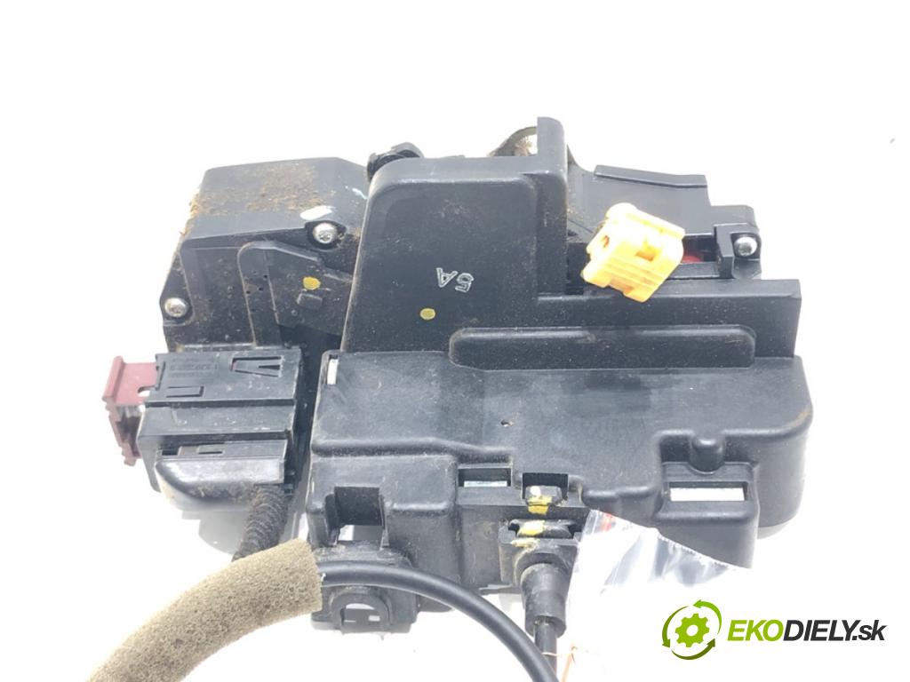 OPEL ANTARA A (L07) 2006 - 2022    2.0 CDTI 110 kW [150 KM] olej napędowy 2006 - 2011  zámok dveře levý přední část