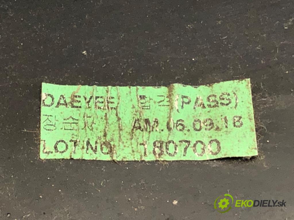 OPEL ANTARA A (L07) 2006 - 2022    2.0 CDTI 110 kW [150 KM] olej napędowy 2006 - 2011  Torpédo, plast pod čelné okno  (Torpéda)