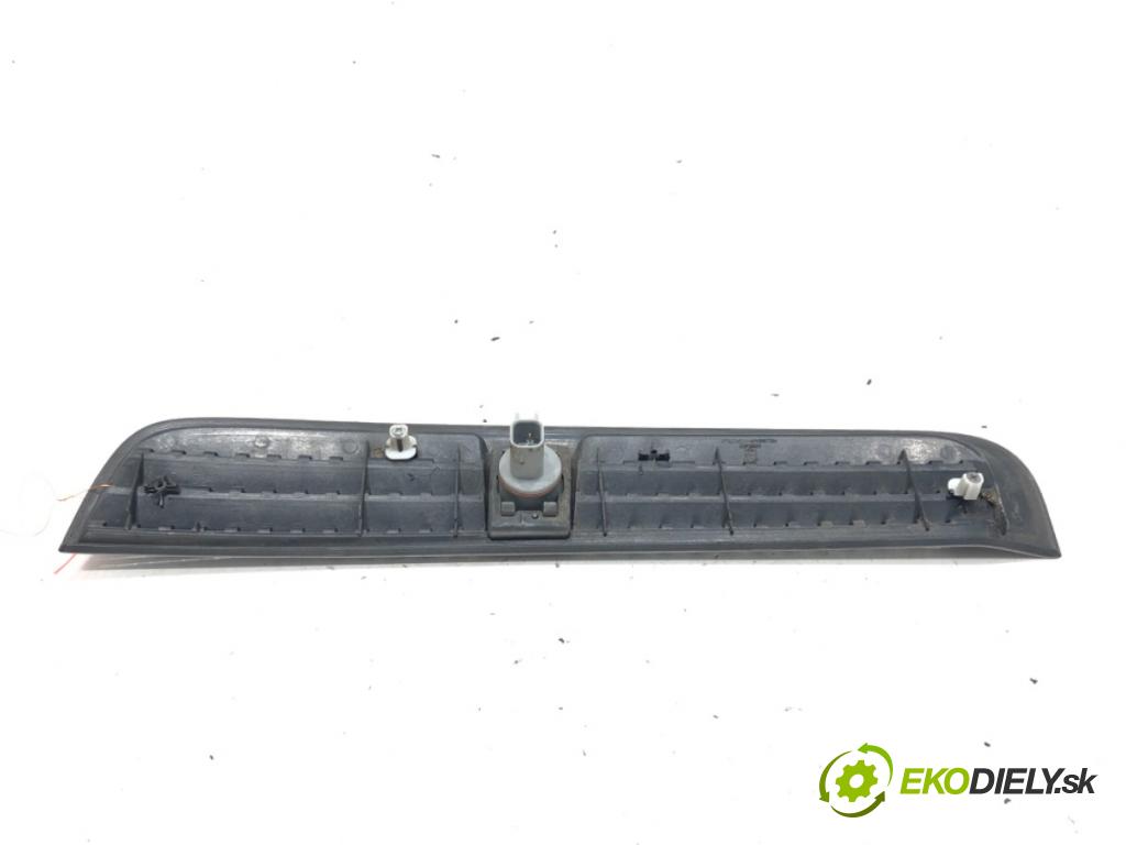 OPEL ANTARA A (L07) 2006 - 2022    2.0 CDTI 110 kW [150 KM] olej napędowy 2006 - 2011  mří směrovka blatníka levý přední část 96660403