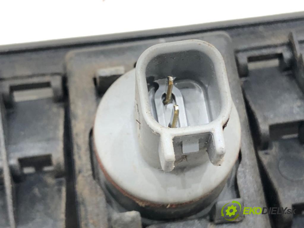 OPEL ANTARA A (L07) 2006 - 2022    2.0 CDTI 110 kW [150 KM] olej napędowy 2006 - 2011  mří směrovka blatníka levý přední část 96660403