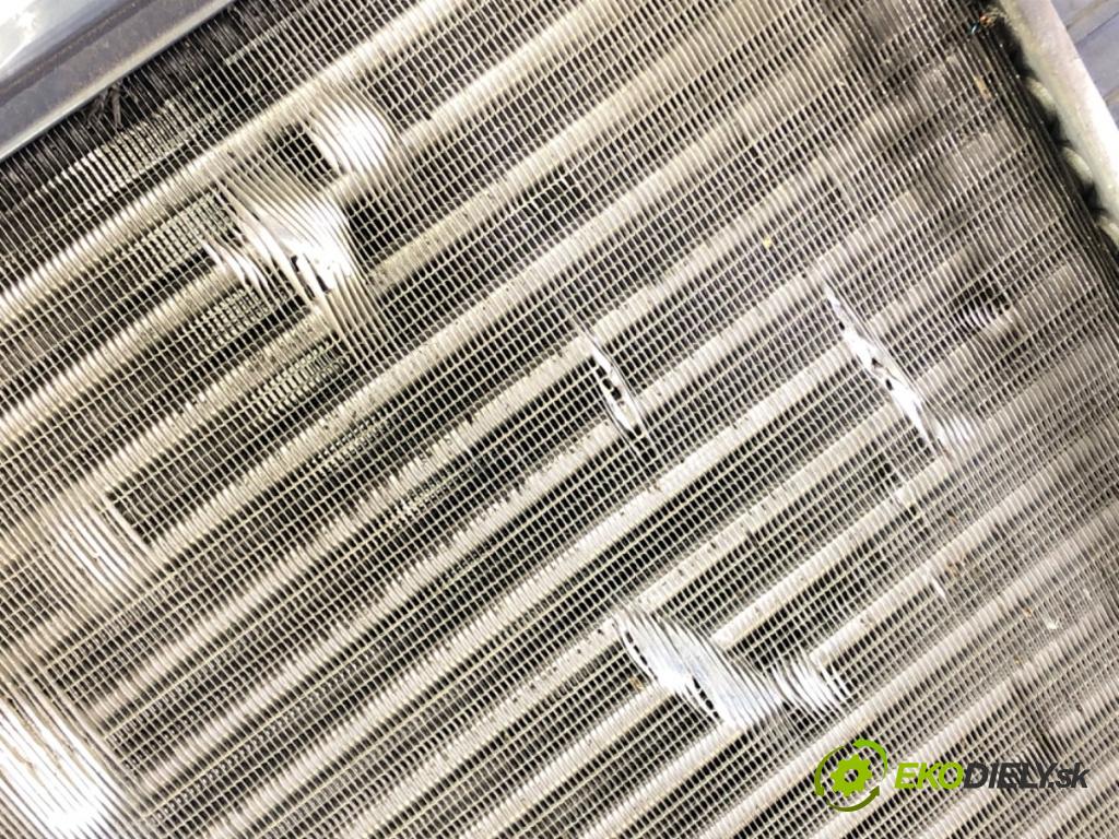 AUDI A4 B5 (8D2) 1994 - 2001    1.8 T 110 kW [150 KM] benzyna 1995 - 2000  chladič vody  (Chladiče vody)