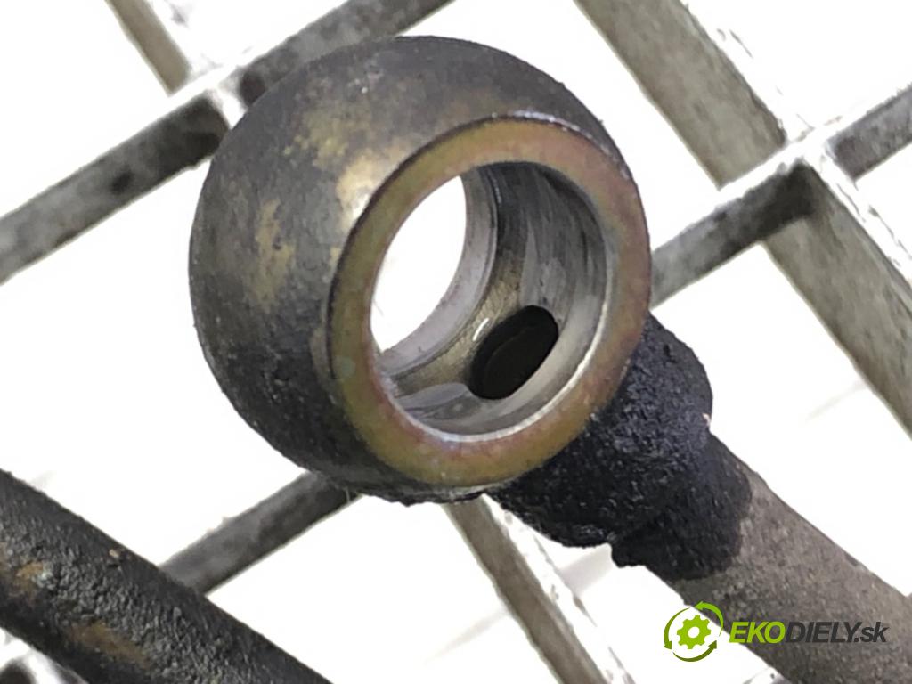 AUDI A4 B5 (8D2) 1994 - 2001    1.8 T 110 kW [150 KM] benzyna 1995 - 2000  hadica servočerpadlo  (Rúrky, hadice servočerpadla)