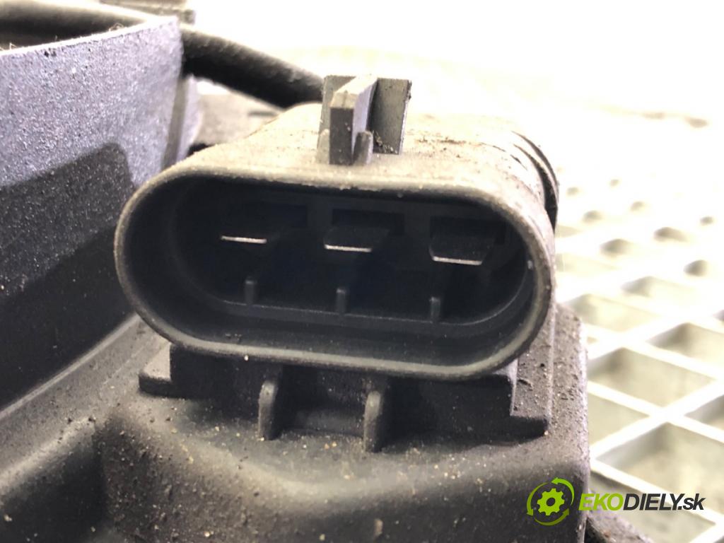 OPEL ASTRA H GTC (A04) 2005 - 2010    1.6 (L08) 77 kW [105 KM] benzyna 2005 - 2010  Ventilátor klimatizácie  (Ventilátory chladičov klimatizácie)