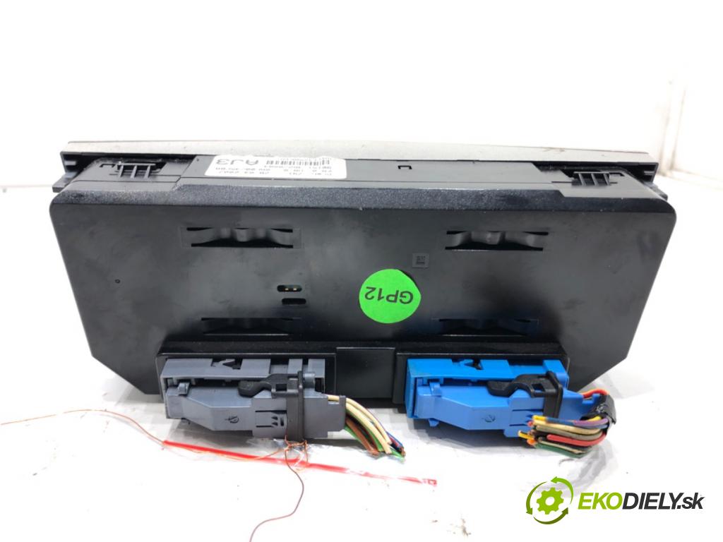 OPEL ASTRA H GTC (A04) 2005 - 2010    1.6 (L08) 77 kW [105 KM] benzyna 2005 - 2010  Panel ovládania kúrenia 13250618 (Prepínače, spínače, tlačidlá a ovládače kúrenia)
