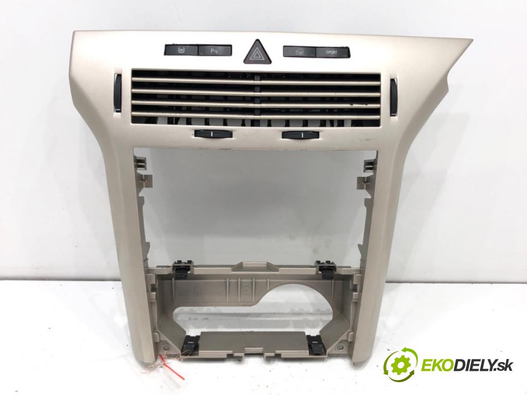 OPEL ASTRA H GTC (A04) 2005 - 2010    1.6 (L08) 77 kW [105 KM] benzyna 2005 - 2010  Mriežky kúrenia stredna 13100118 (Mriežky kúrenia (fukáre))