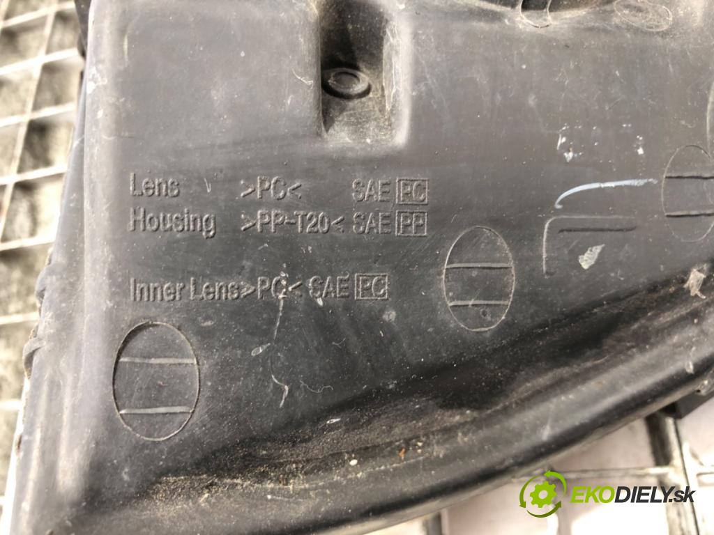 NISSAN X-TRAIL I (T30) 2001 - 2013    2.2 DCi FWD 84 kW [114 KM] olej napędowy 2001 - 2004  Svetlomet ľavy predný
