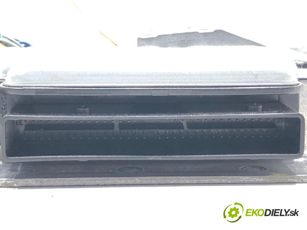 RENAULT MEGANE II (BM0/1_, CM0/1_) 2001 - 2012    1.9 dCi (BM0G, CM0G) 88 kW [120 KM] olej napędowy 2002 - 2008  senzor airbag 8200307800 (Snímače)