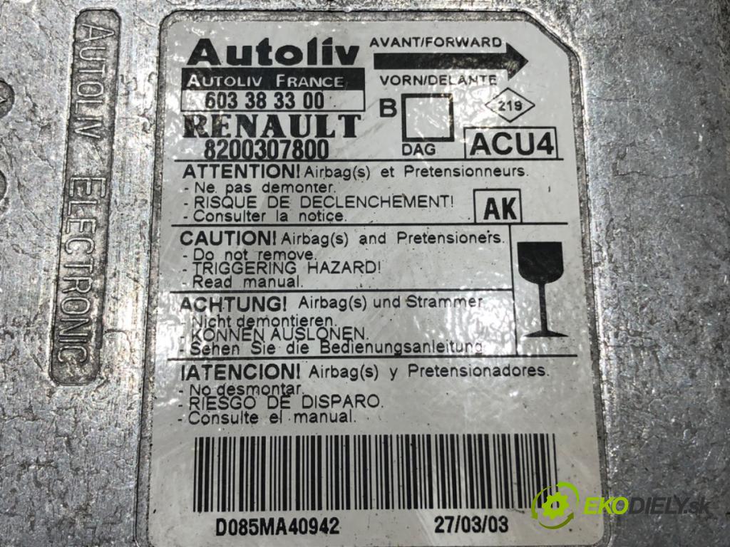 RENAULT MEGANE II (BM0/1_, CM0/1_) 2001 - 2012    1.9 dCi (BM0G, CM0G) 88 kW [120 KM] olej napędowy 2002 - 2008  senzor airbag 8200307800 (Snímače)