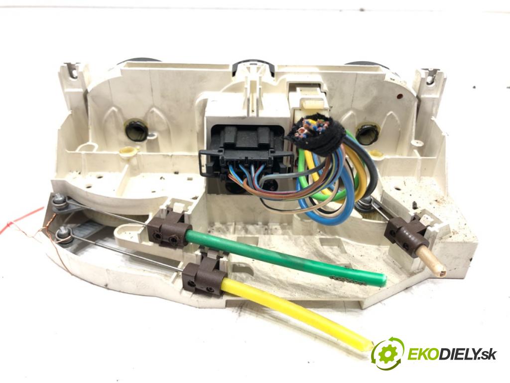 SEAT LEON (1M1) 1999 - 2006    1.9 TDI 66 kW [90 KM] olej napędowy 1999 - 2006  Panel ovládania kúrenia 1M0820045A (Prepínače, spínače, tlačidlá a ovládače kúrenia)