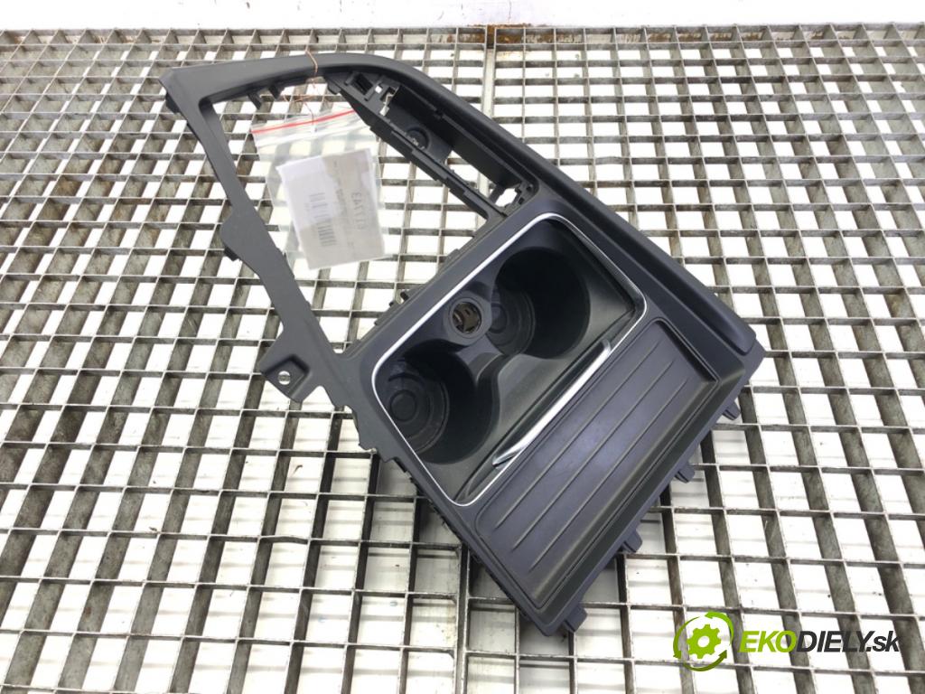 BMW 4 Gran Coupe (F36) 2014 - 2022    440 i xDrive 240 kW [326 KM] benzyna 2016 - 2022  Držiak na nápoje 105495994C (Úchyty, držiaky na nápoje)